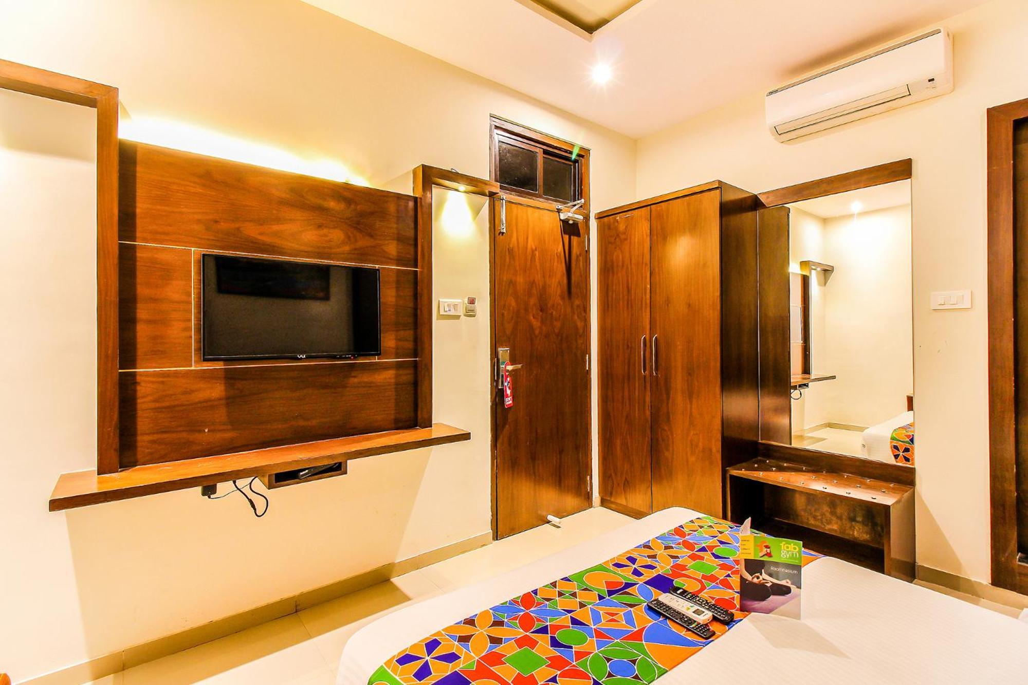 Fabhotel Empire Suite - Nr Mumbai International Airport Exterior photo