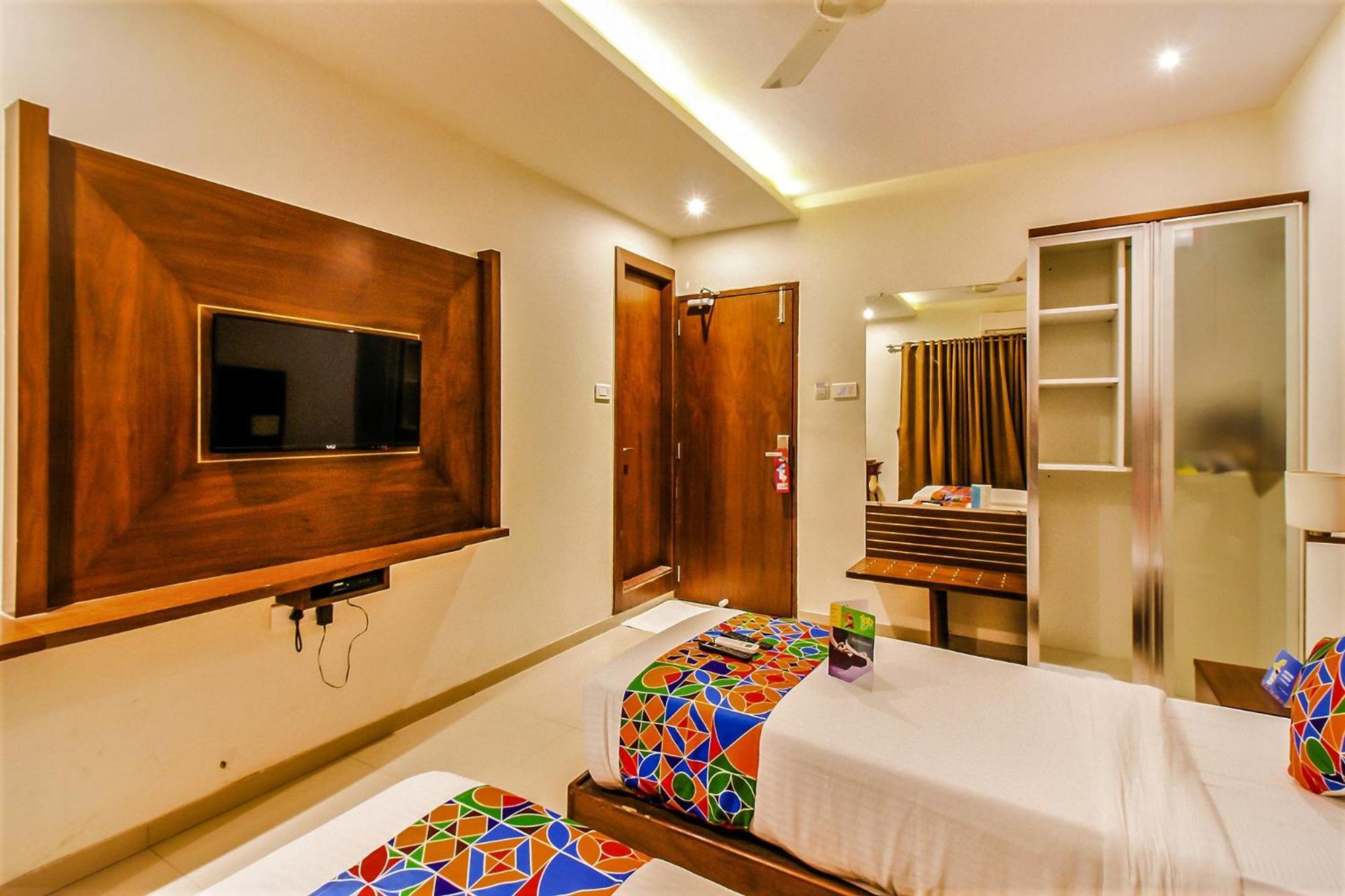 Fabhotel Empire Suite - Nr Mumbai International Airport Exterior photo
