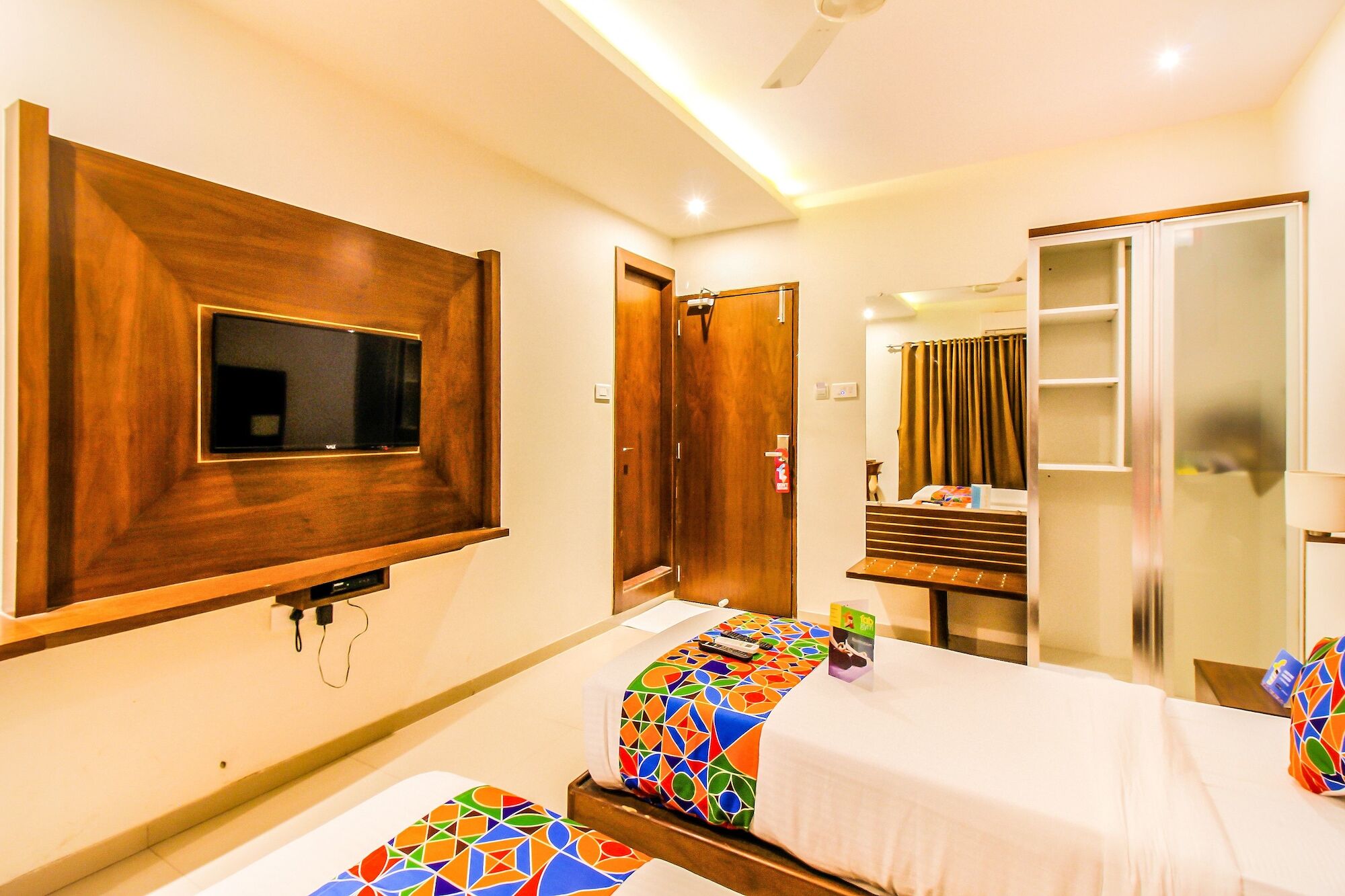 Fabhotel Empire Suite - Nr Mumbai International Airport Exterior photo